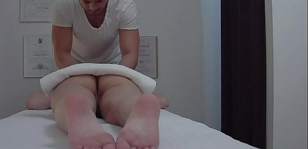  Fuck on Massage Table